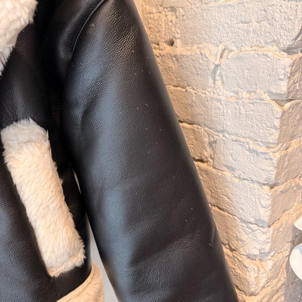Abercrombie & Fitch Faux Leather Sherpa Jacket - Picture 11 of 12